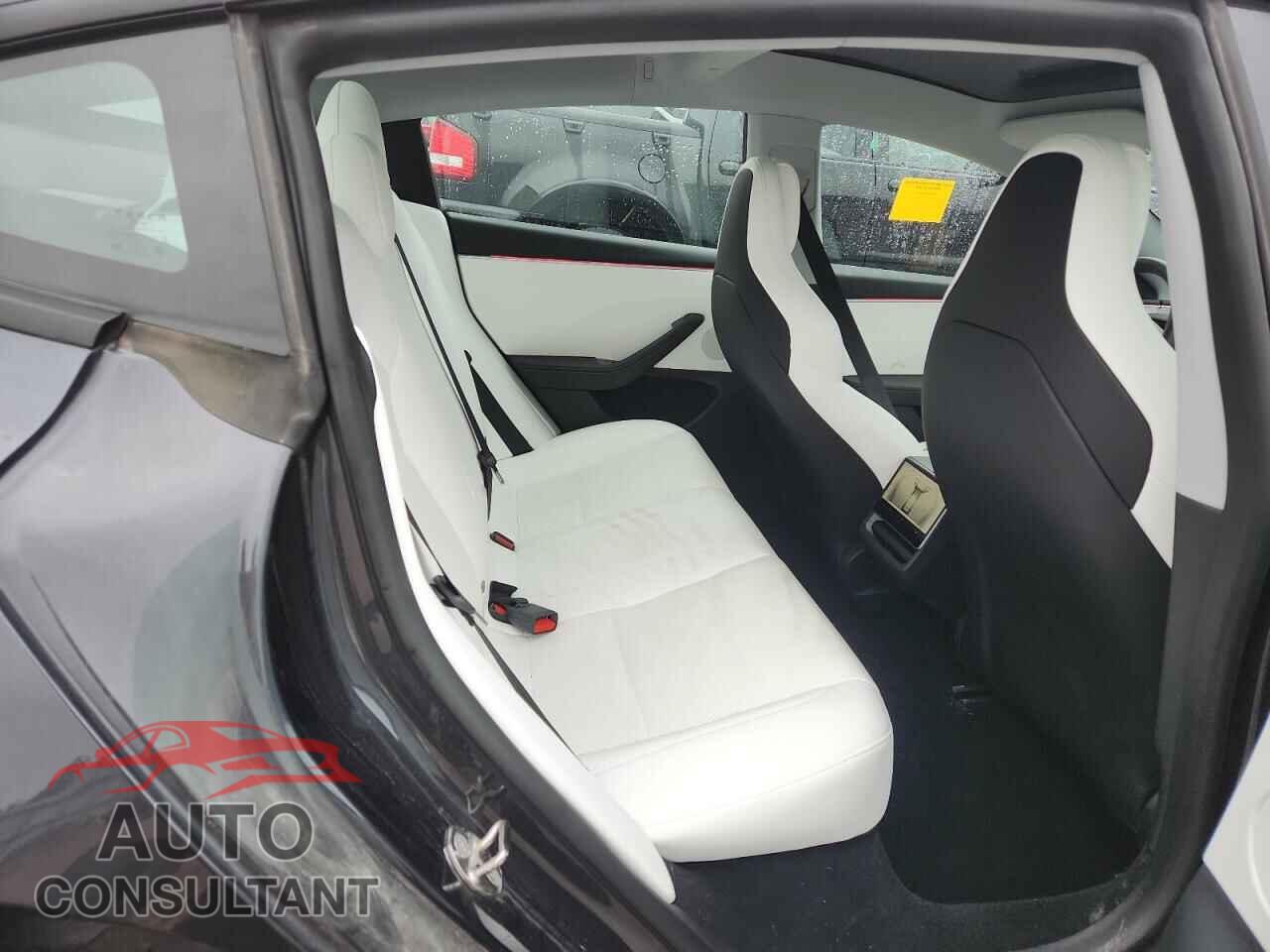 TESLA MODEL 3 2024 - 5YJ3E1ET4RF849943