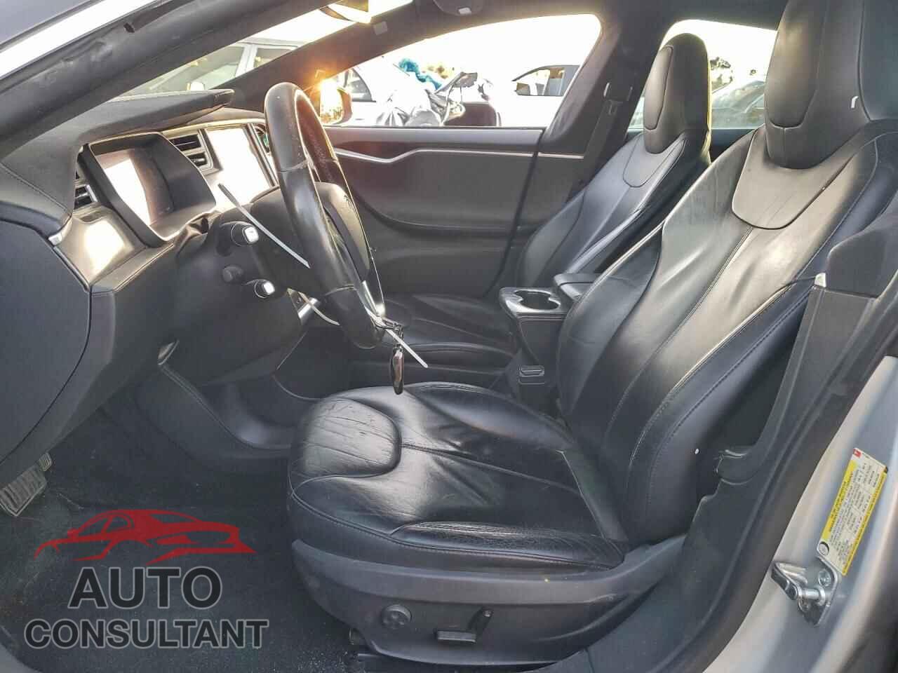 TESLA MODEL S 2015 - 5YJSA1H1XFFP77949
