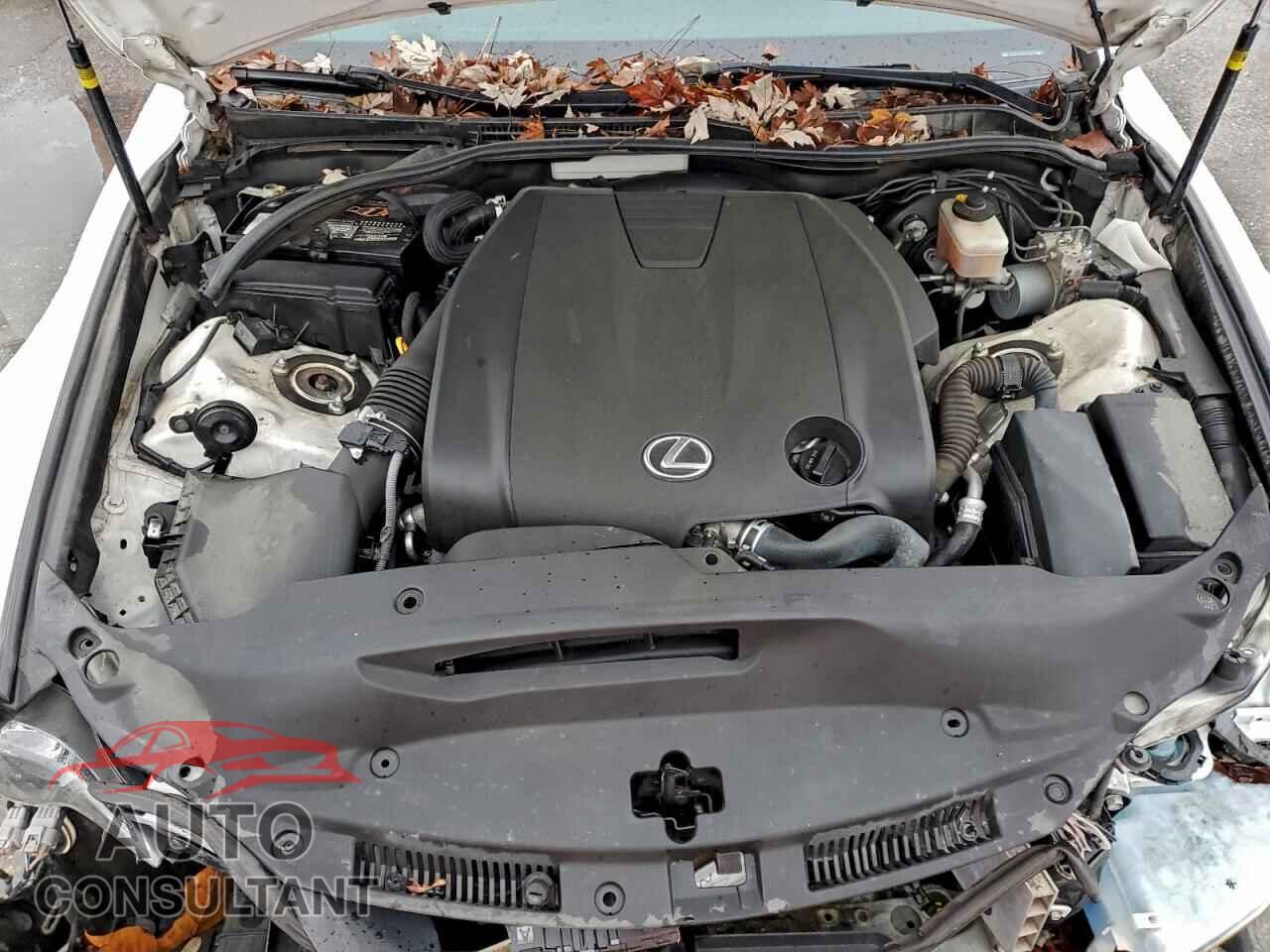 LEXUS IS 2015 - JTHCF1D29F5023770