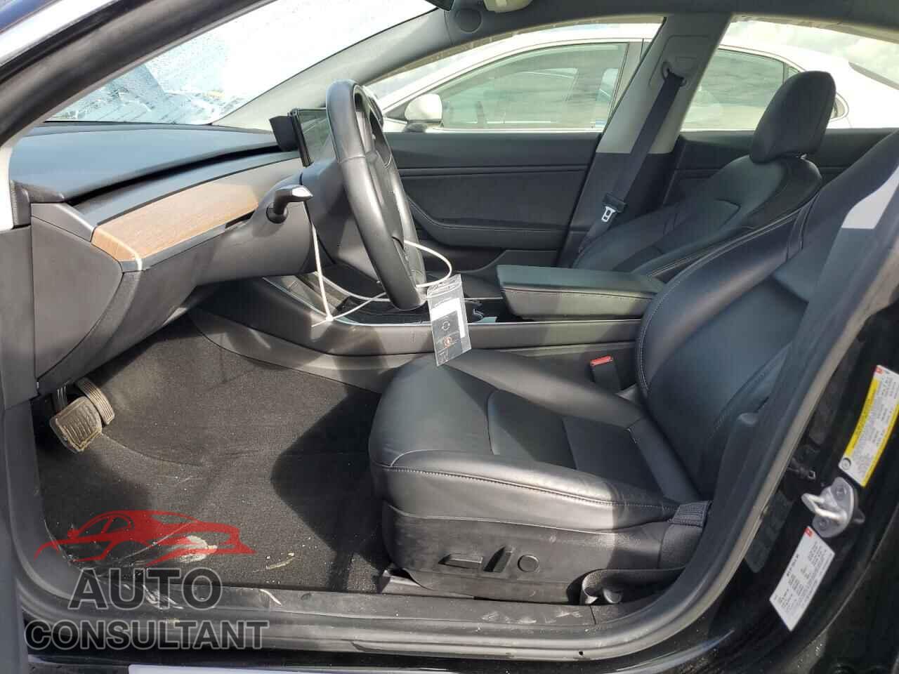 TESLA MODEL 3 2018 - 5YJ3E1EA4JF172301