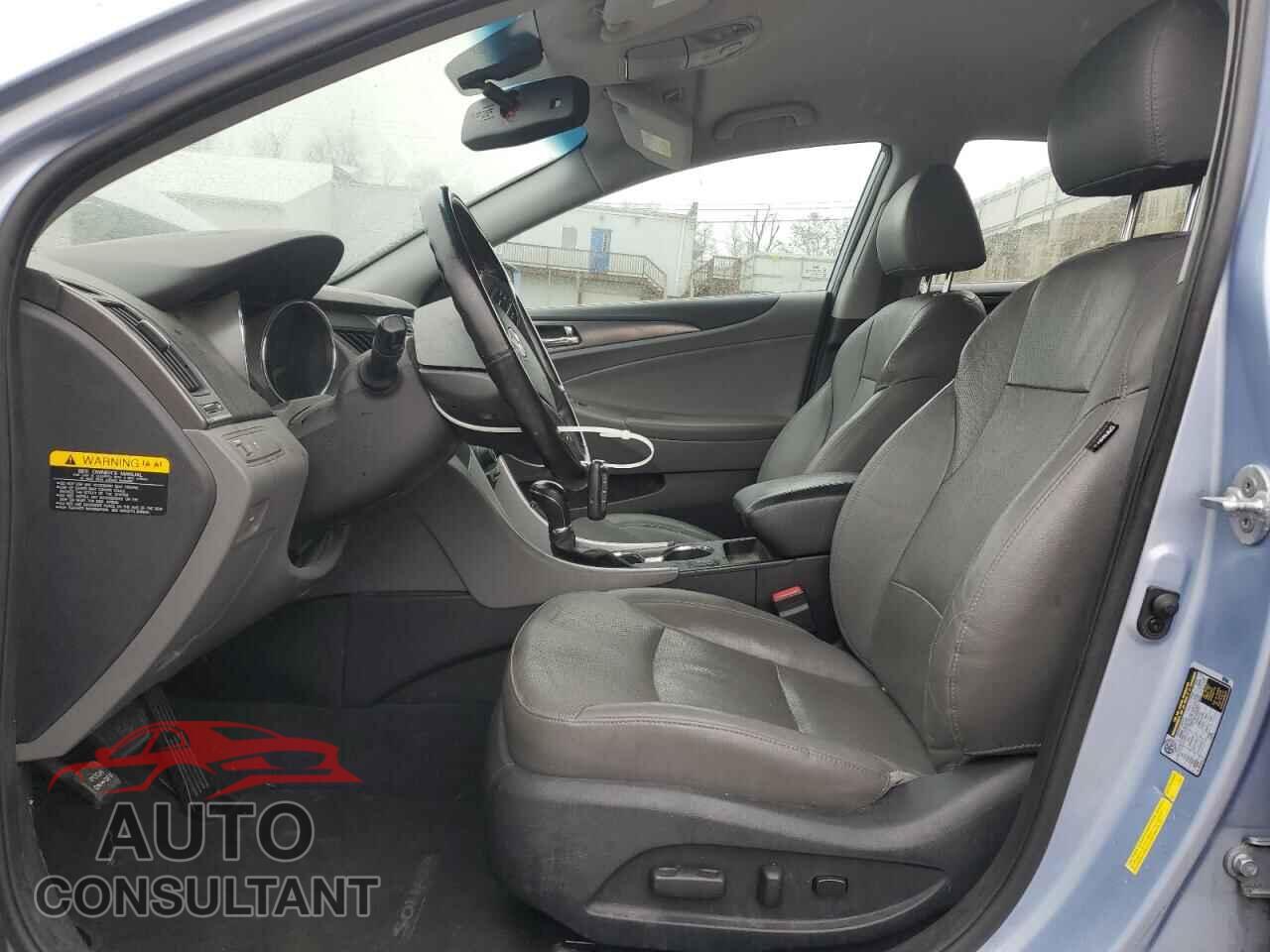 HYUNDAI SONATA 2014 - KMHEC4A41EA111224