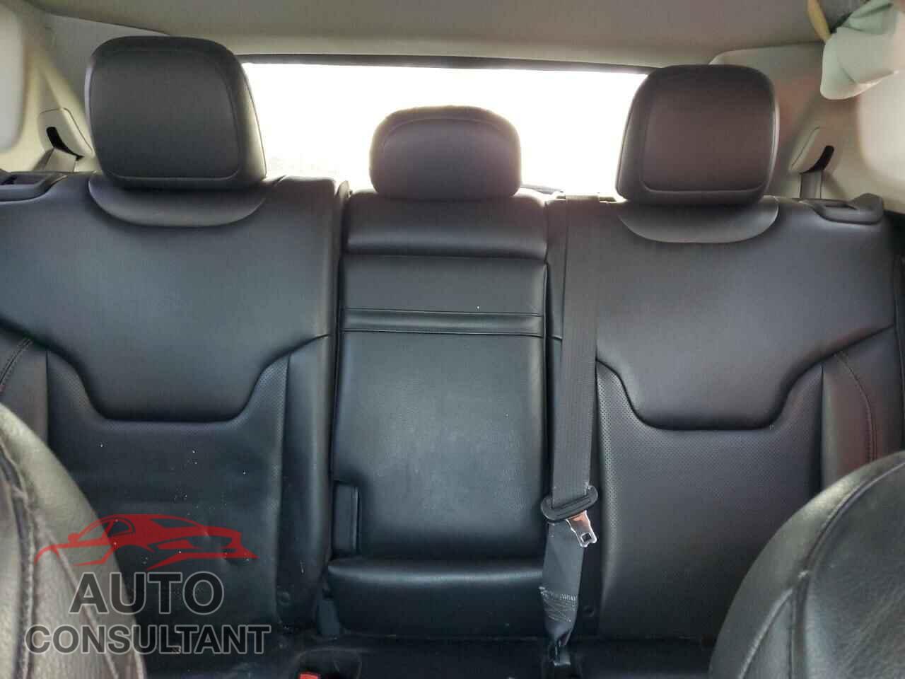 JEEP COMPASS 2019 - 3C4NJDCBXKT753208