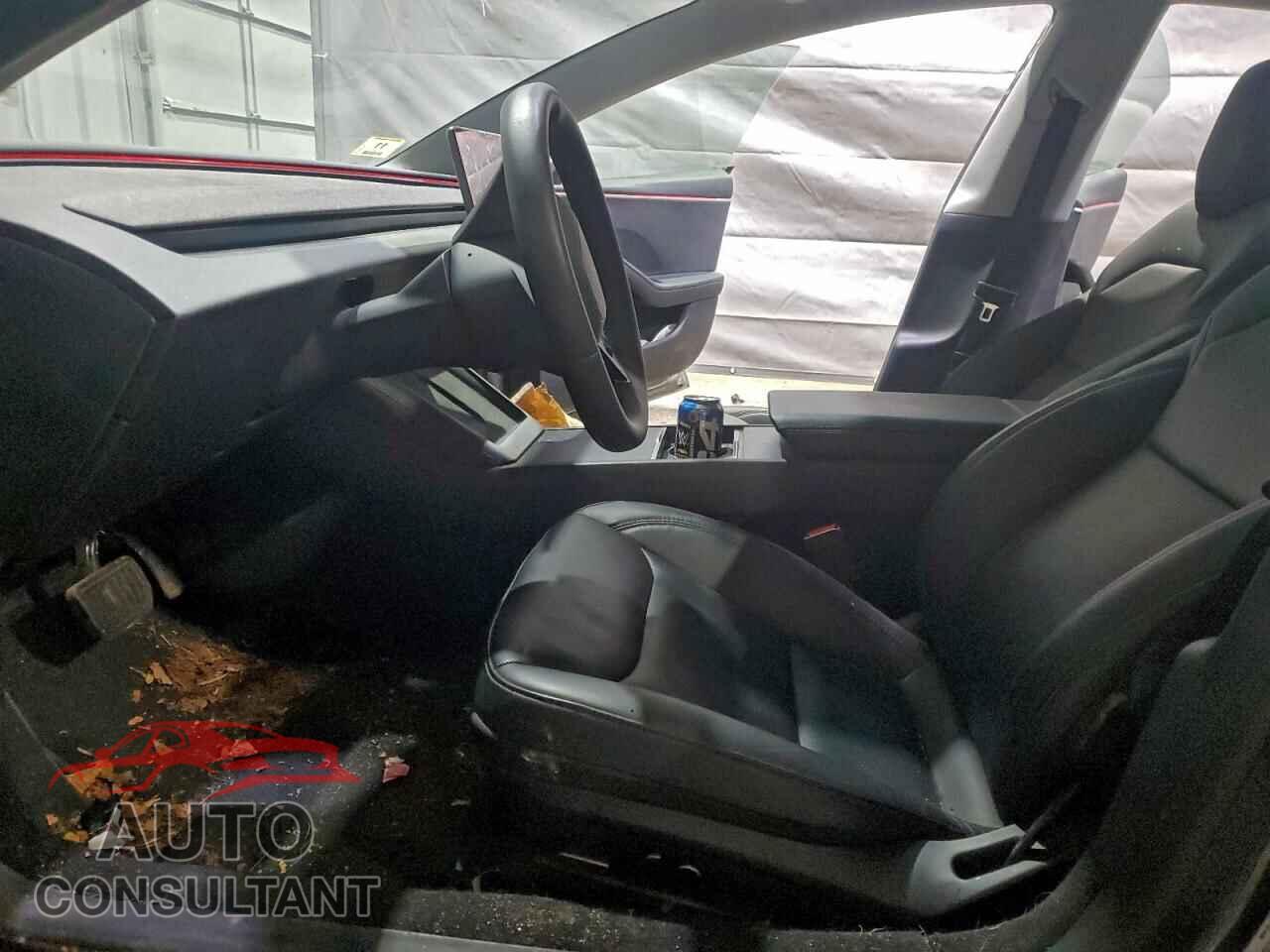 TESLA MODEL 3 2024 - 5YJ3E1EB3RF817282