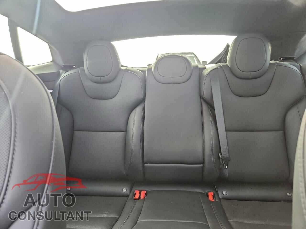 TESLA MODEL S 2024 - 5YJSA1E50RF537806