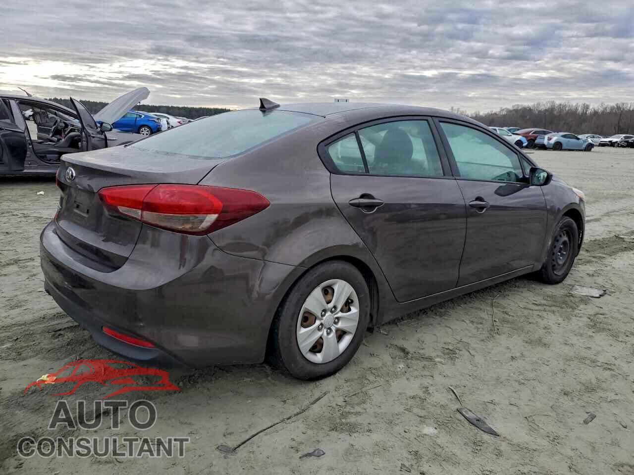 KIA FORTE 2017 - 3KPFK4A76HE150317