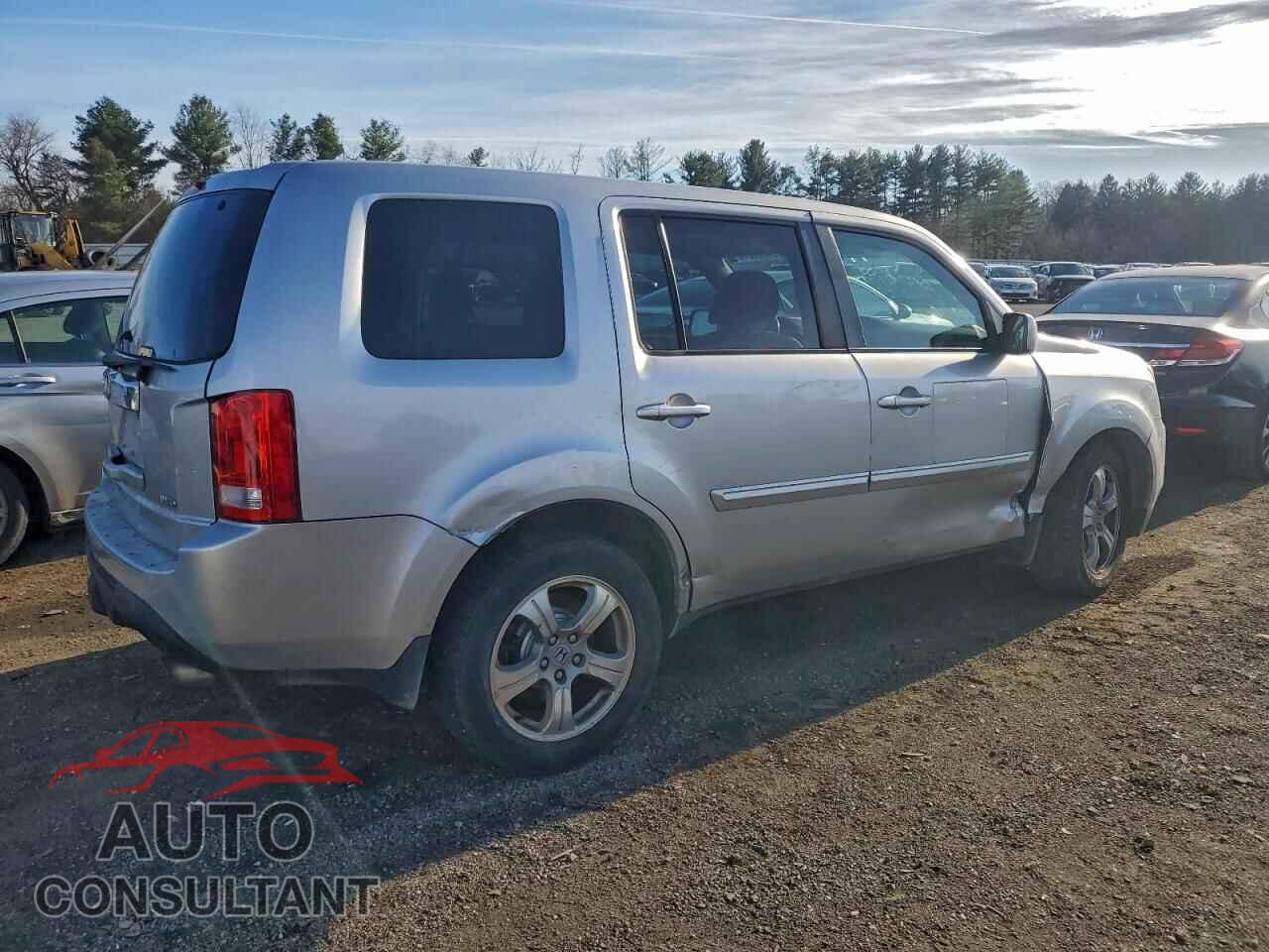 HONDA PILOT 2013 - 5FNYF4H58DB069177