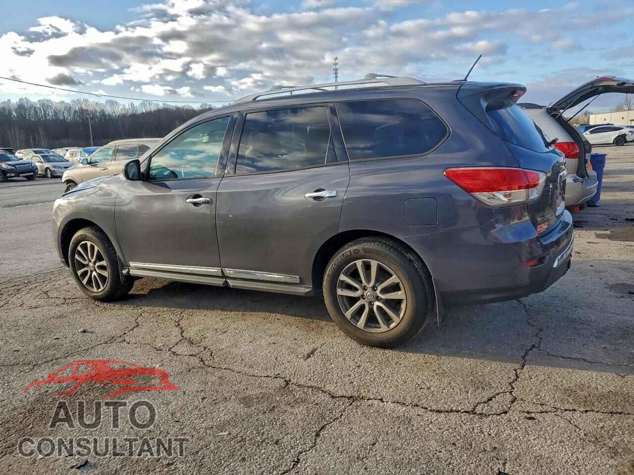 NISSAN PATHFINDER 2013 - 5N1AR2MM5DC688449