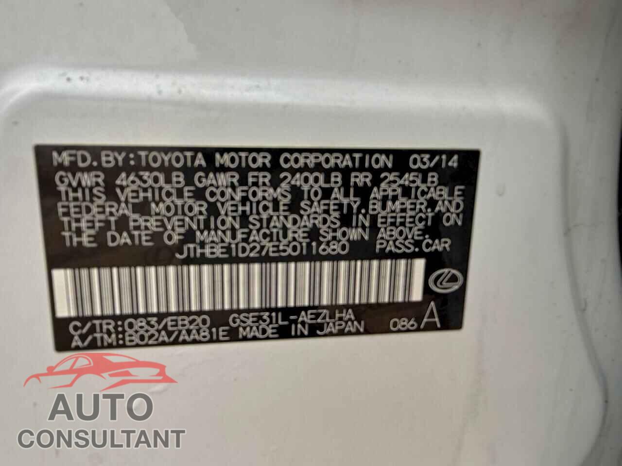LEXUS IS 2014 - JTHBE1D27E5011680