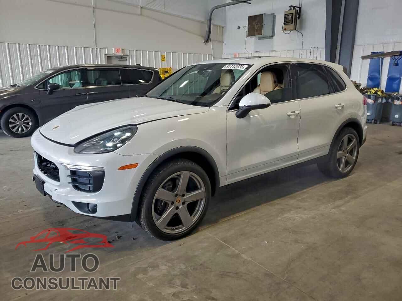 PORSCHE CAYENNE 2016 - WP1AA2A2XGLA00852
