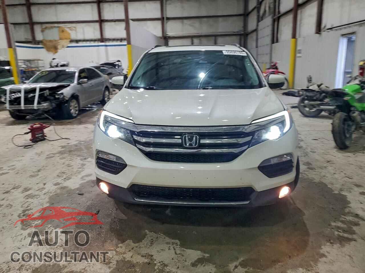 HONDA PILOT 2017 - 5FNYF6H09HB003341