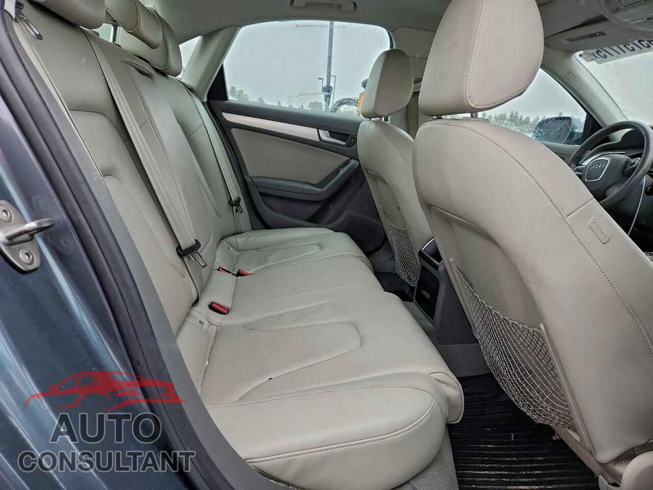 AUDI A4 2012 - WAUBFAFL0CN010448