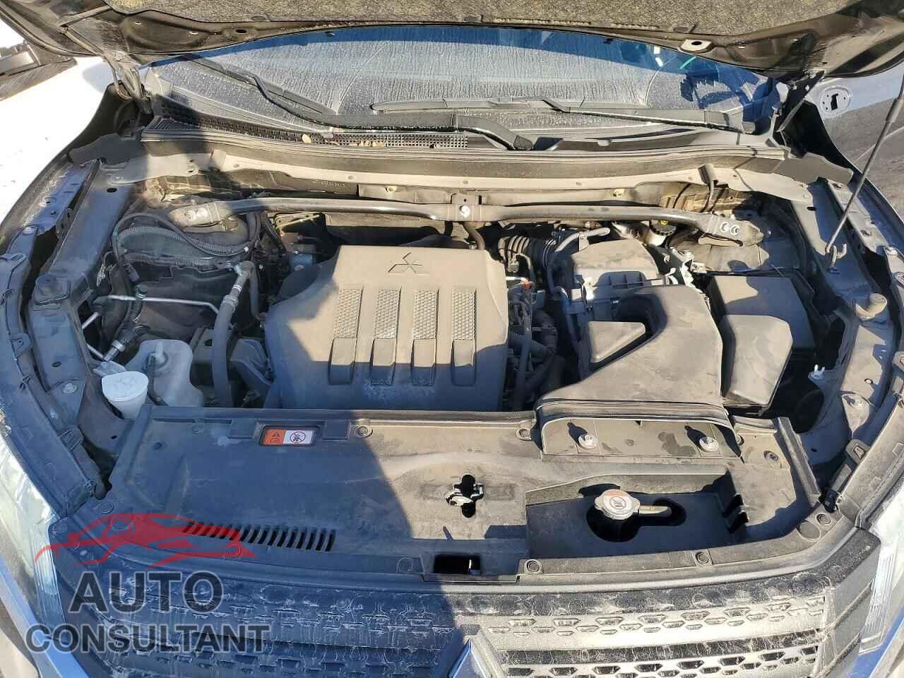 MITSUBISHI ECLIPSE 2024 - JA4ATWAA8RZ013913