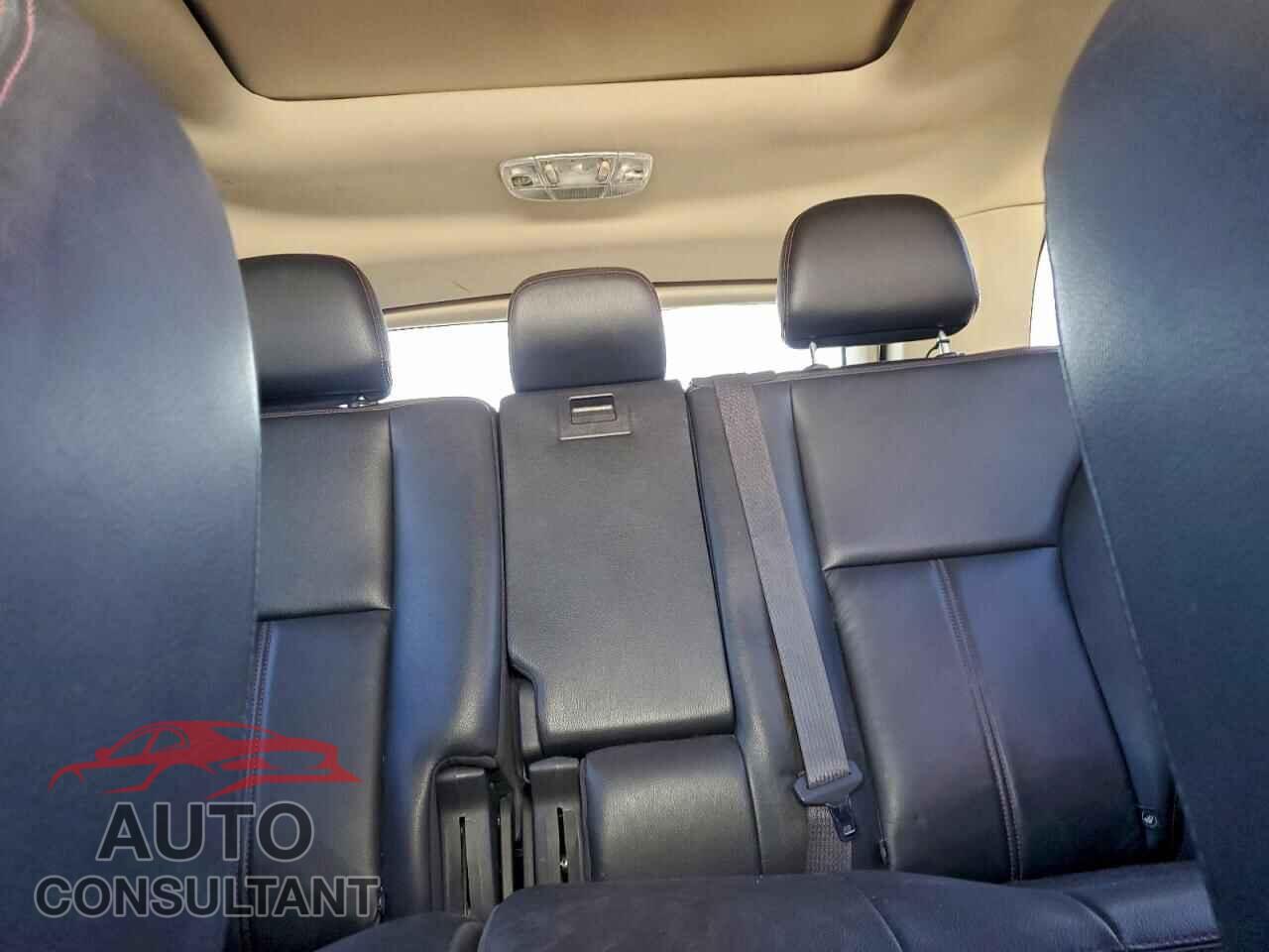 FORD EDGE 2011 - 2FMDK4JC6BBB51563