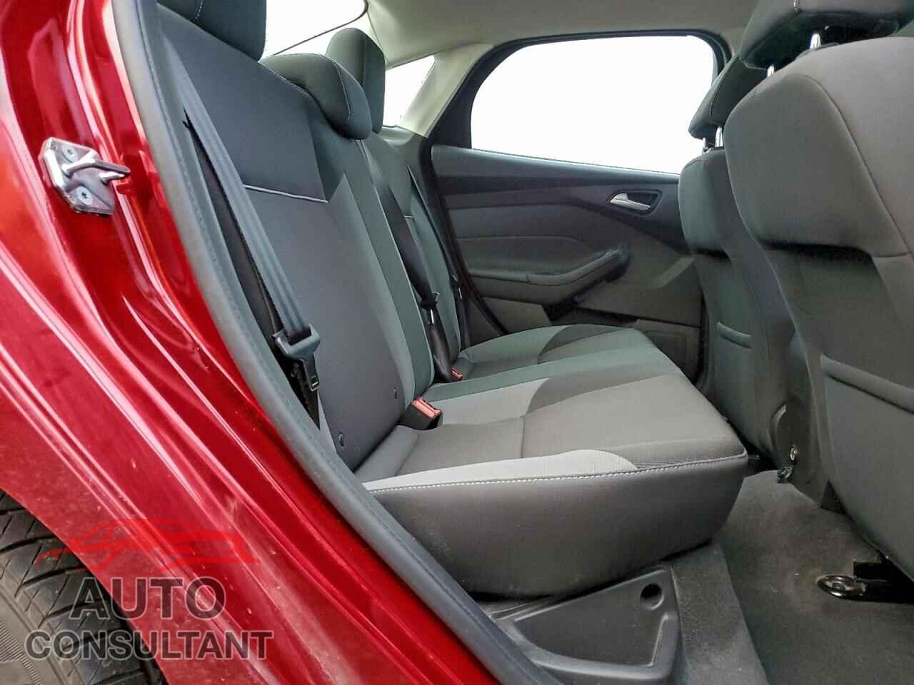FORD FOCUS 2013 - 1FADP3F22DL227367