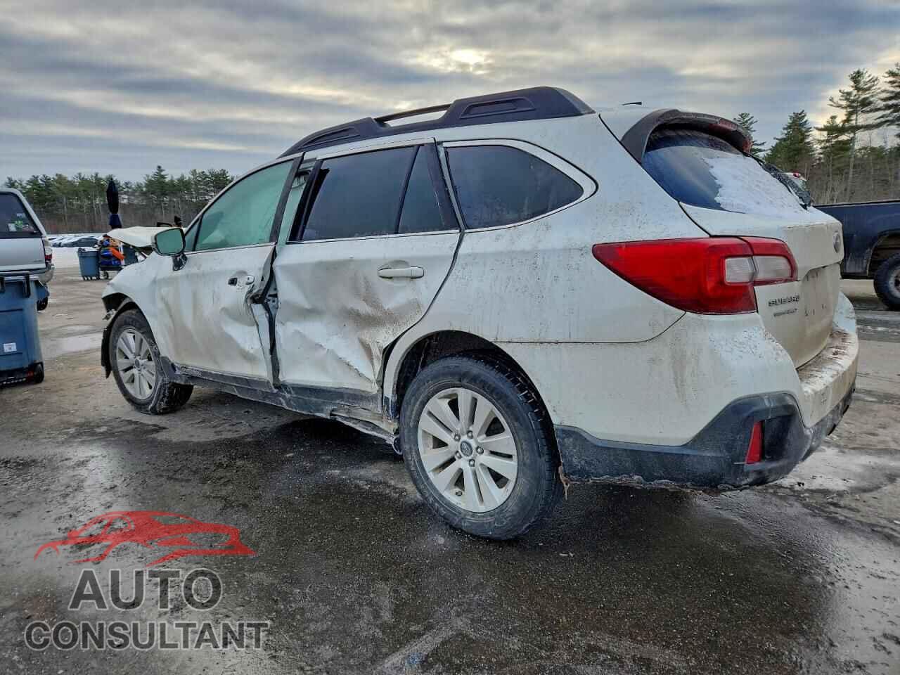SUBARU OUTBACK 2018 - 4S4BSAHC8J3249584