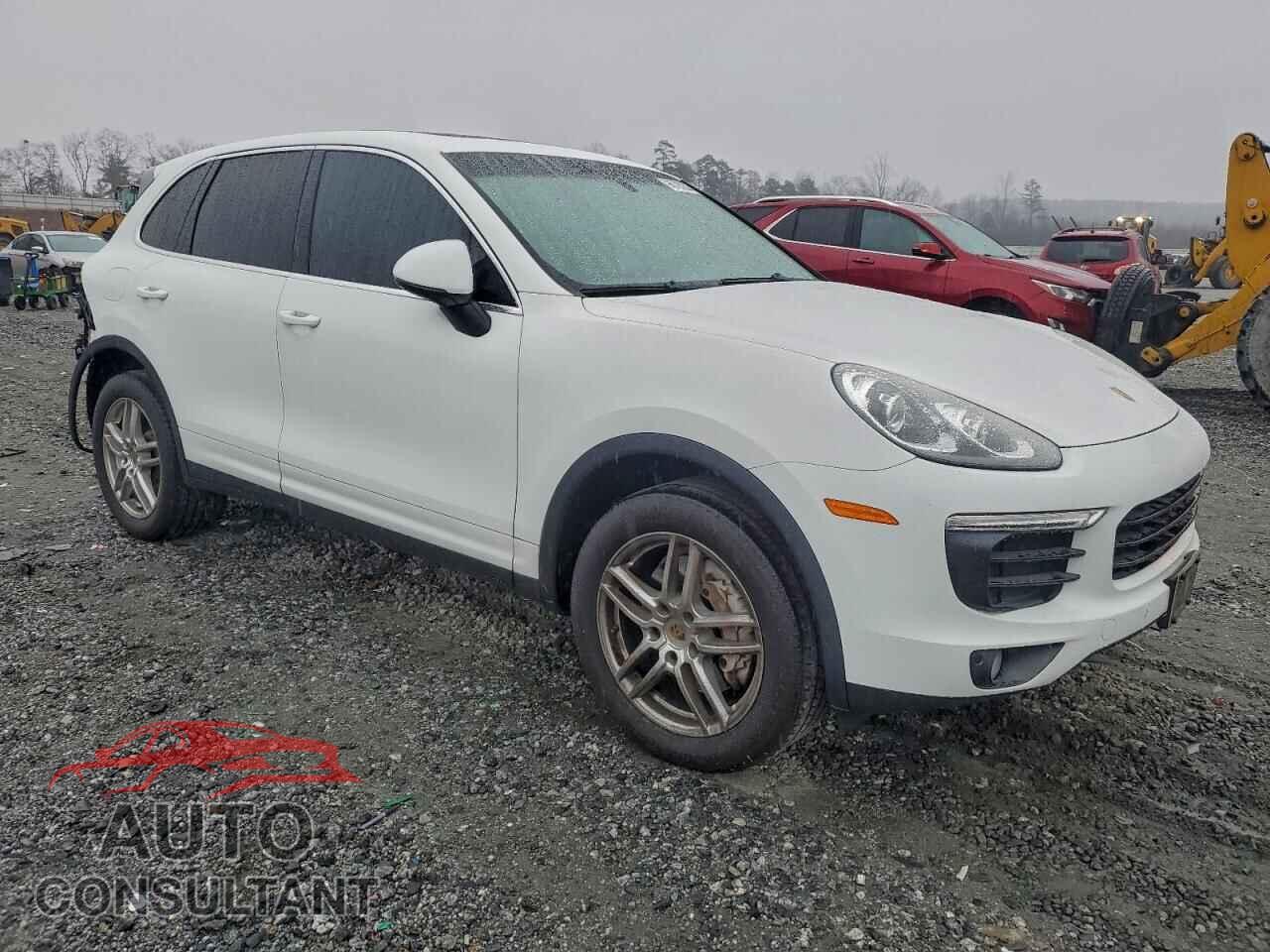 PORSCHE CAYENNE 2016 - WP1AA2A25GLA04789