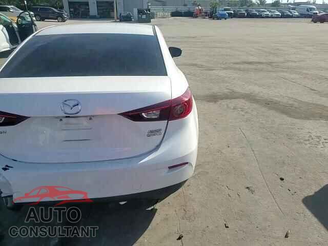 MAZDA 3 2017 - 3MZBN1V79HM105454