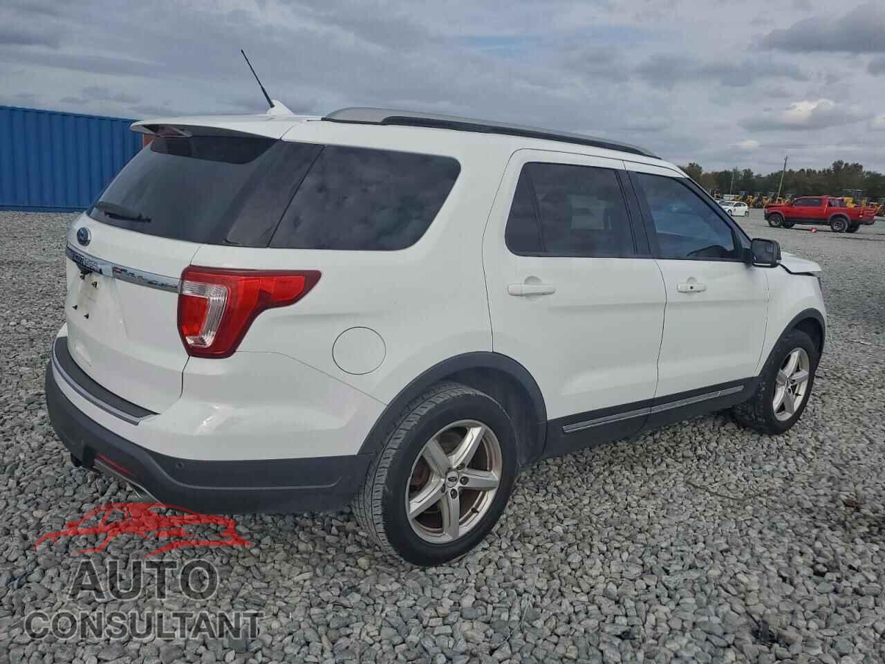 FORD EXPLORER 2018 - 1FM5K7D82JGB85391