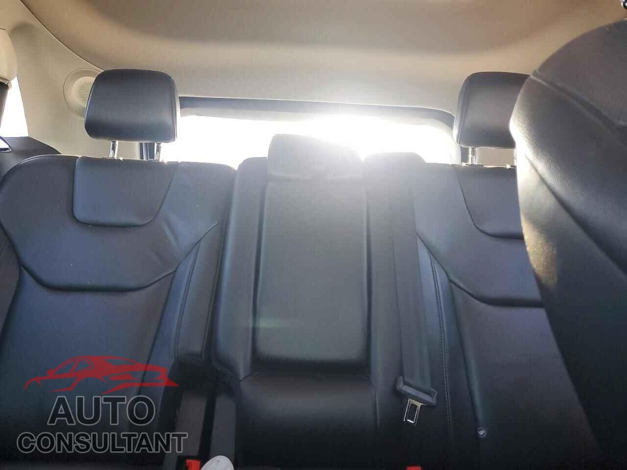 FORD EDGE 2019 - 2FMPK4K92KBC07109