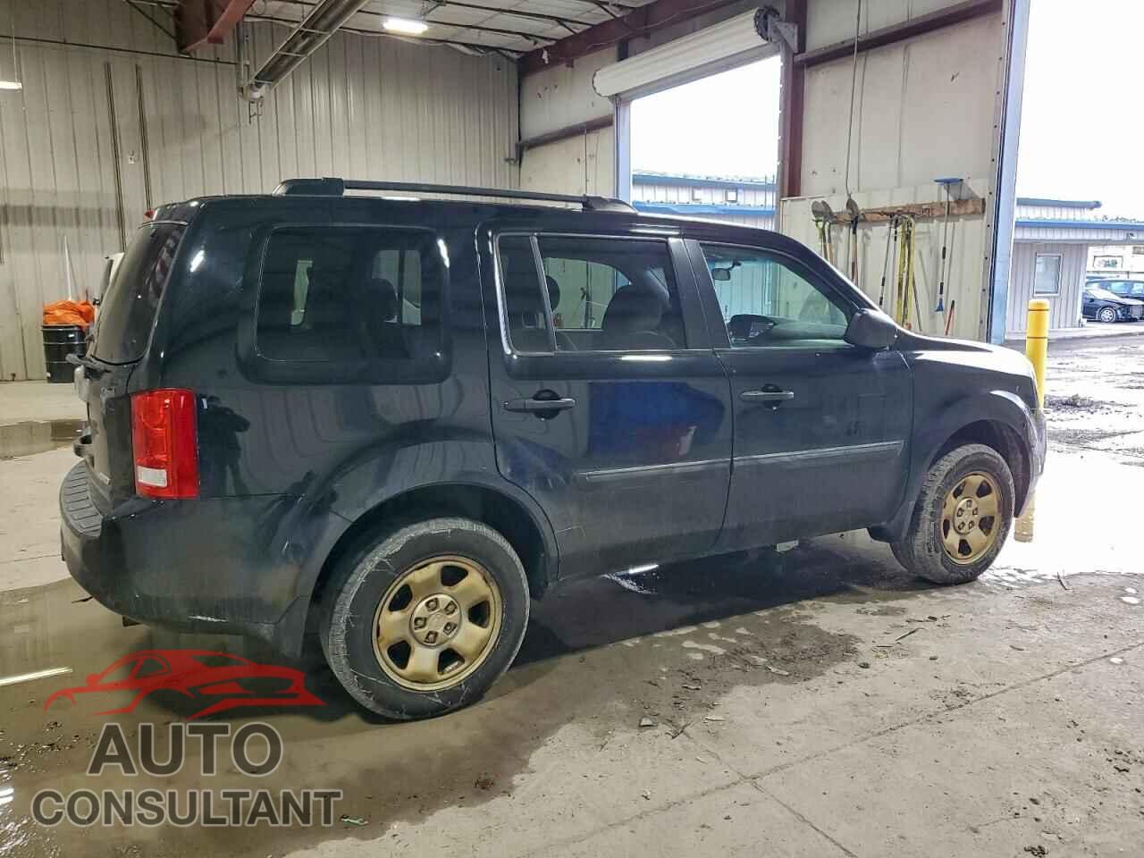 HONDA PILOT 2015 - 5FNYF4H28FB043199