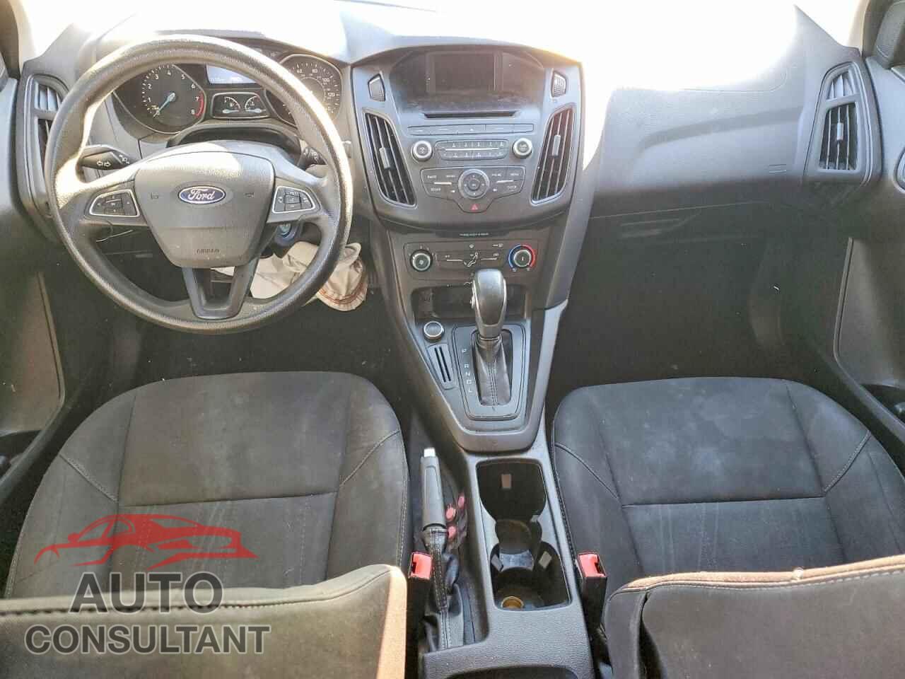 FORD FOCUS 2017 - 1FADP3E21HL221101