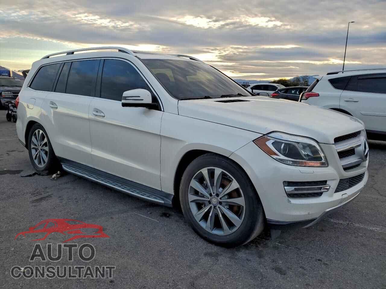 MERCEDES-BENZ GL-CLASS 2015 - 4JGDF6EE2FA493329