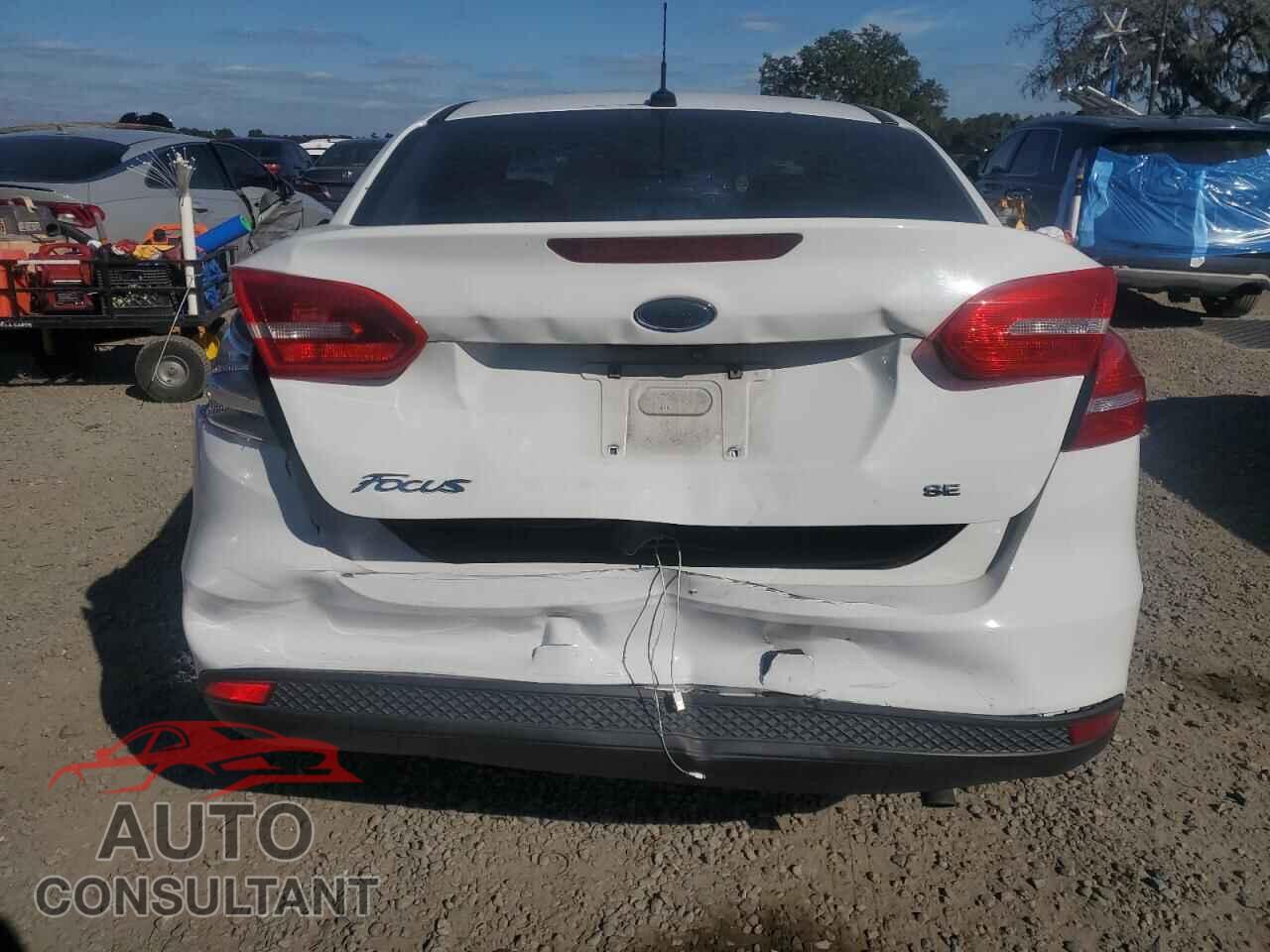 FORD FOCUS 2017 - 1FADP3F2XHL233262