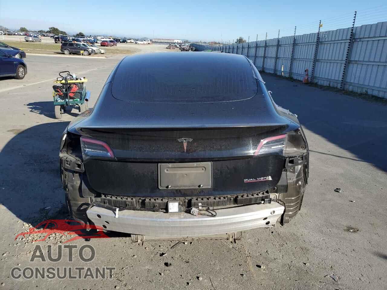 TESLA MODEL 3 2020 - 5YJ3E1EC7LF742411