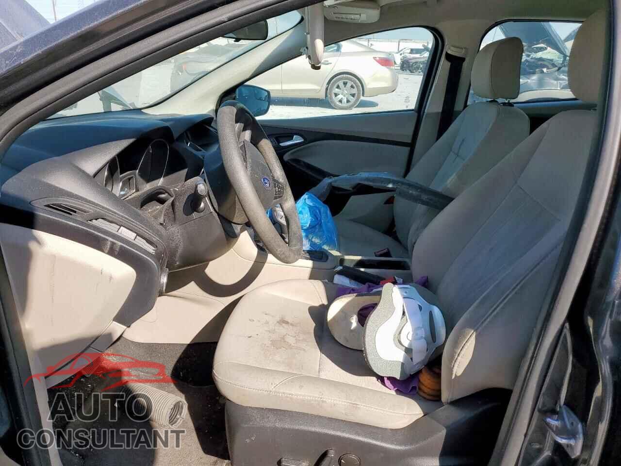 FORD FOCUS 2016 - 1FADP3K29GL359925