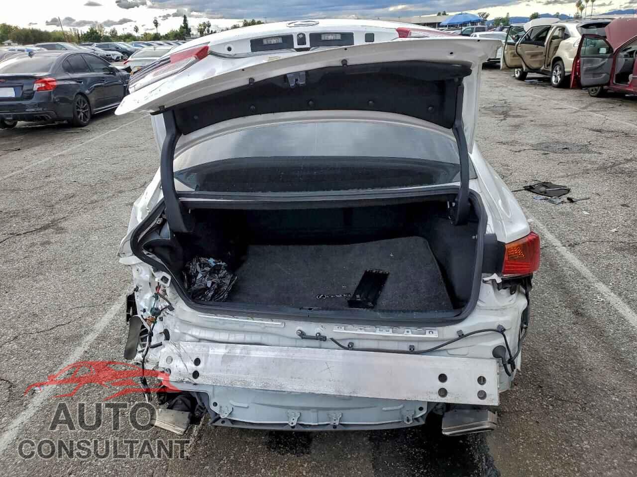 LEXUS IS 2019 - JTHBA1D24K5098218