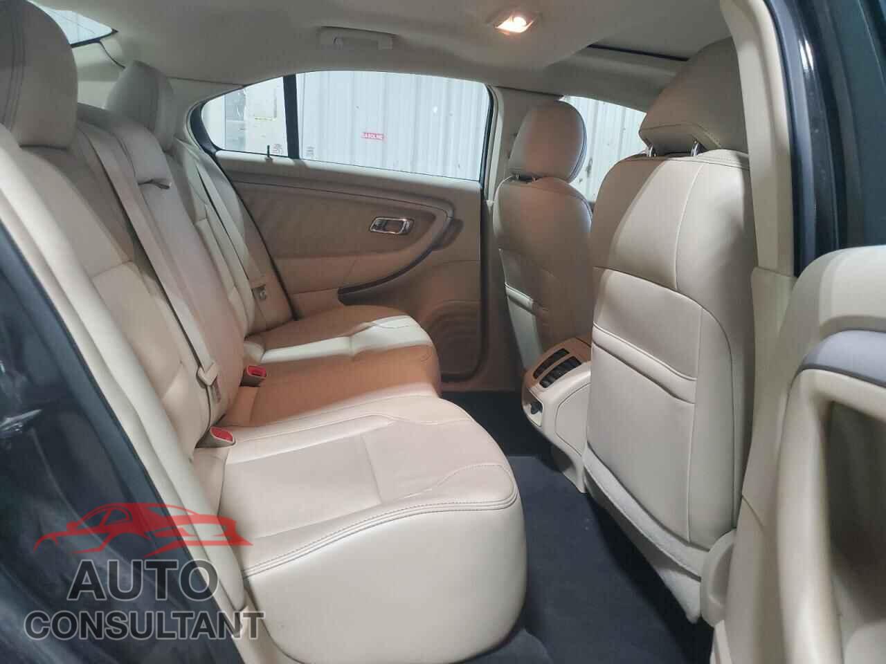 FORD TAURUS 2016 - 1FAHP2H89GG109469