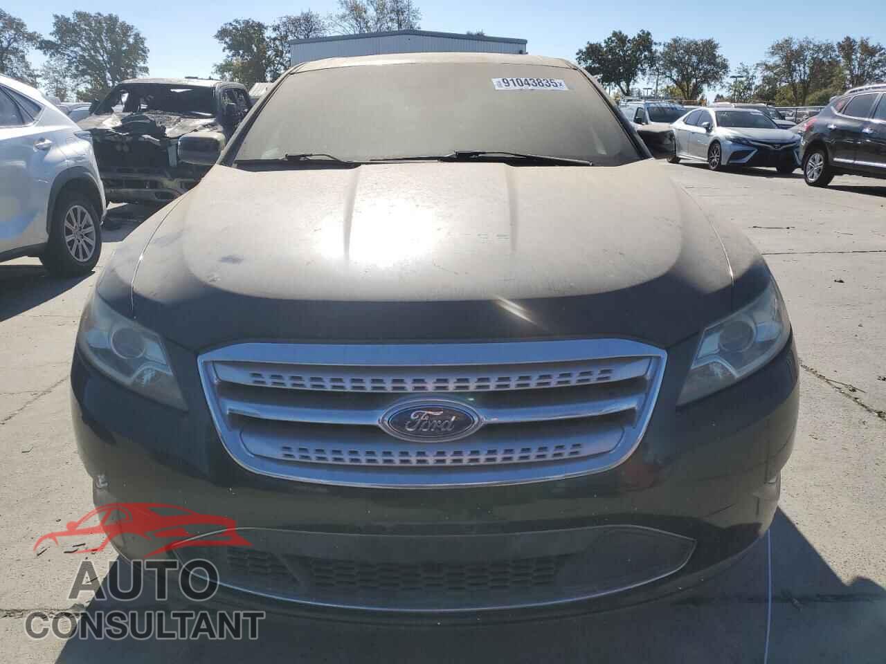 FORD TAURUS 2010 - 1FAHP2KT2AG127946