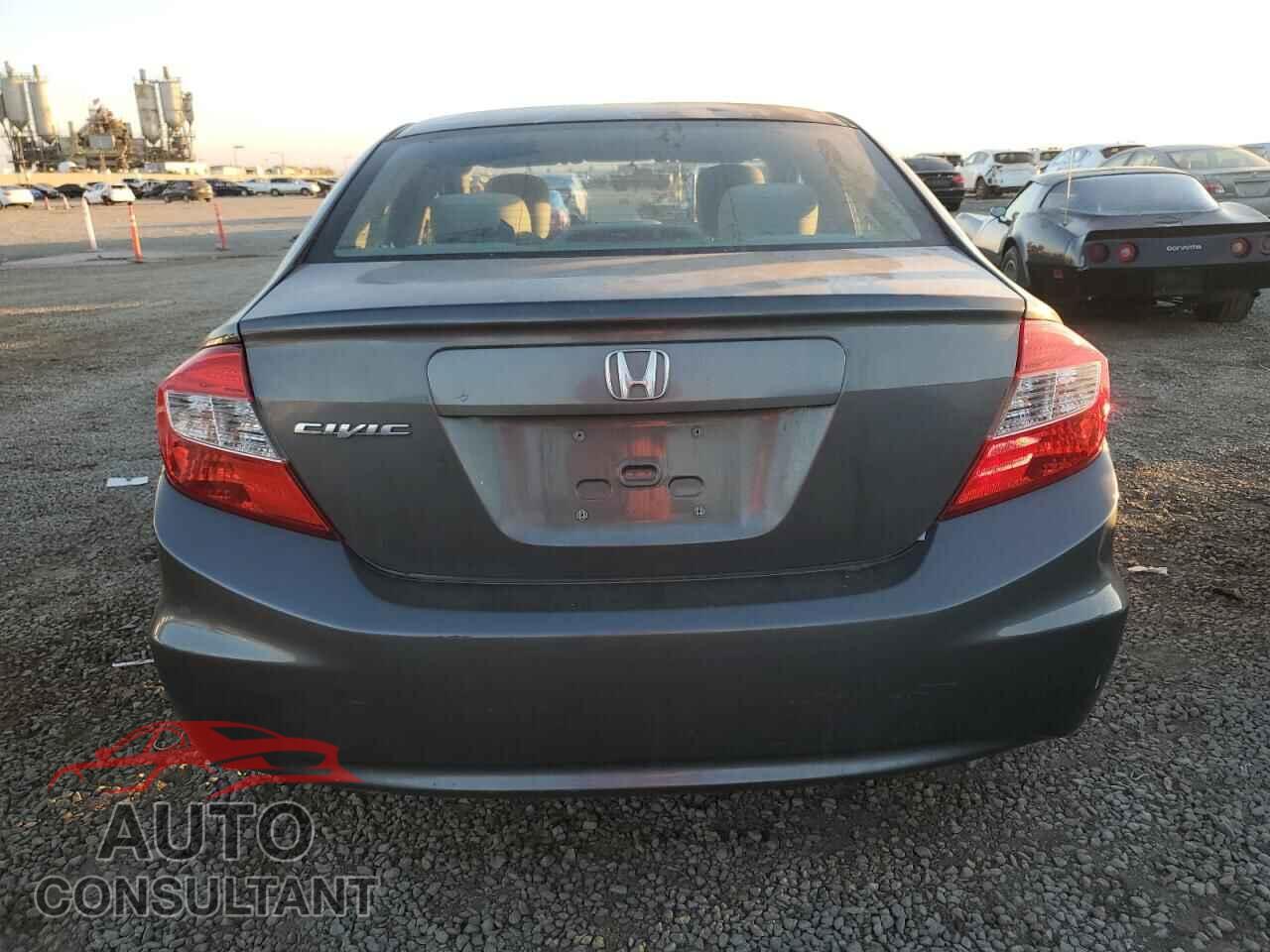 HONDA CIVIC 2012 - 2HGFB2F56CH600574