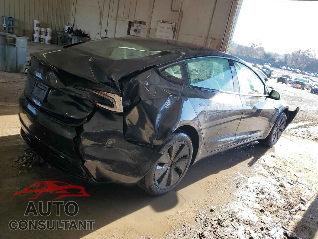 TESLA MODEL 3 2025 - 5YJ3E1EAXSF005376