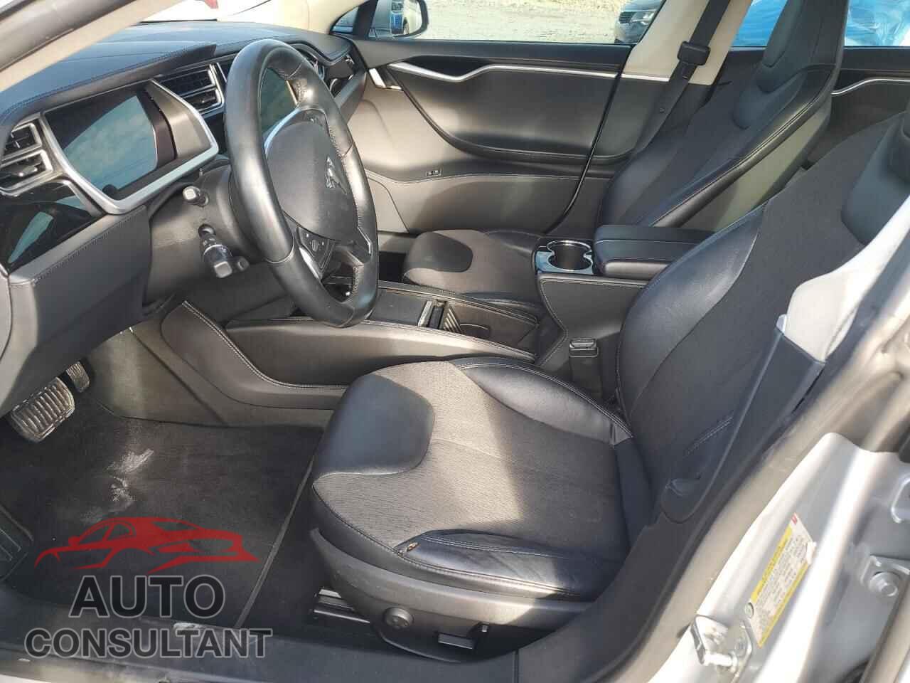 TESLA MODEL S 2014 - 5YJSA1H16EFP35647