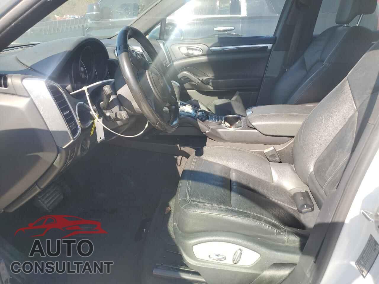 PORSCHE CAYENNE 2012 - WP1AA2A25CLA10909