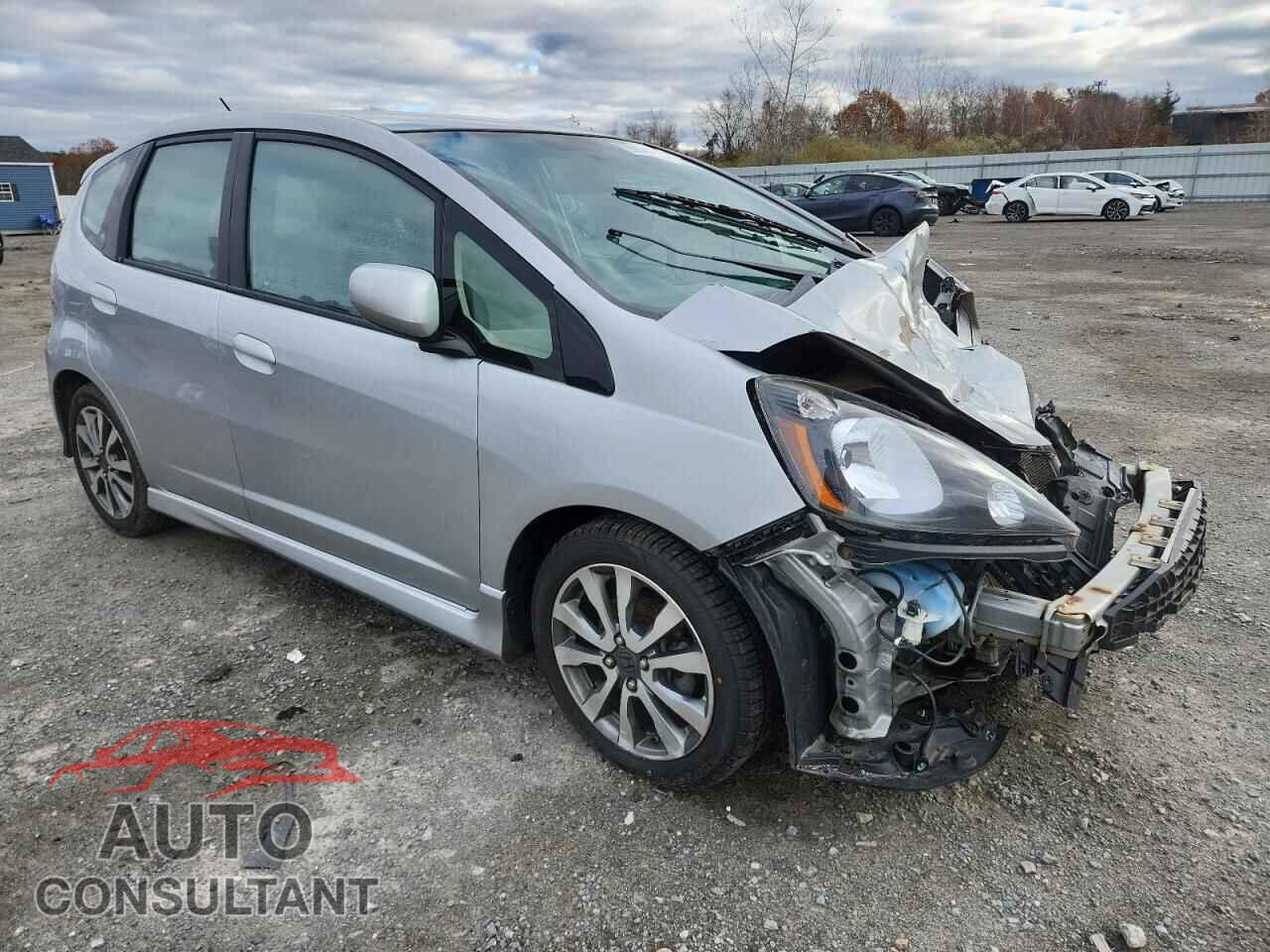 HONDA FIT 2012 - JHMGE8H53CC033266