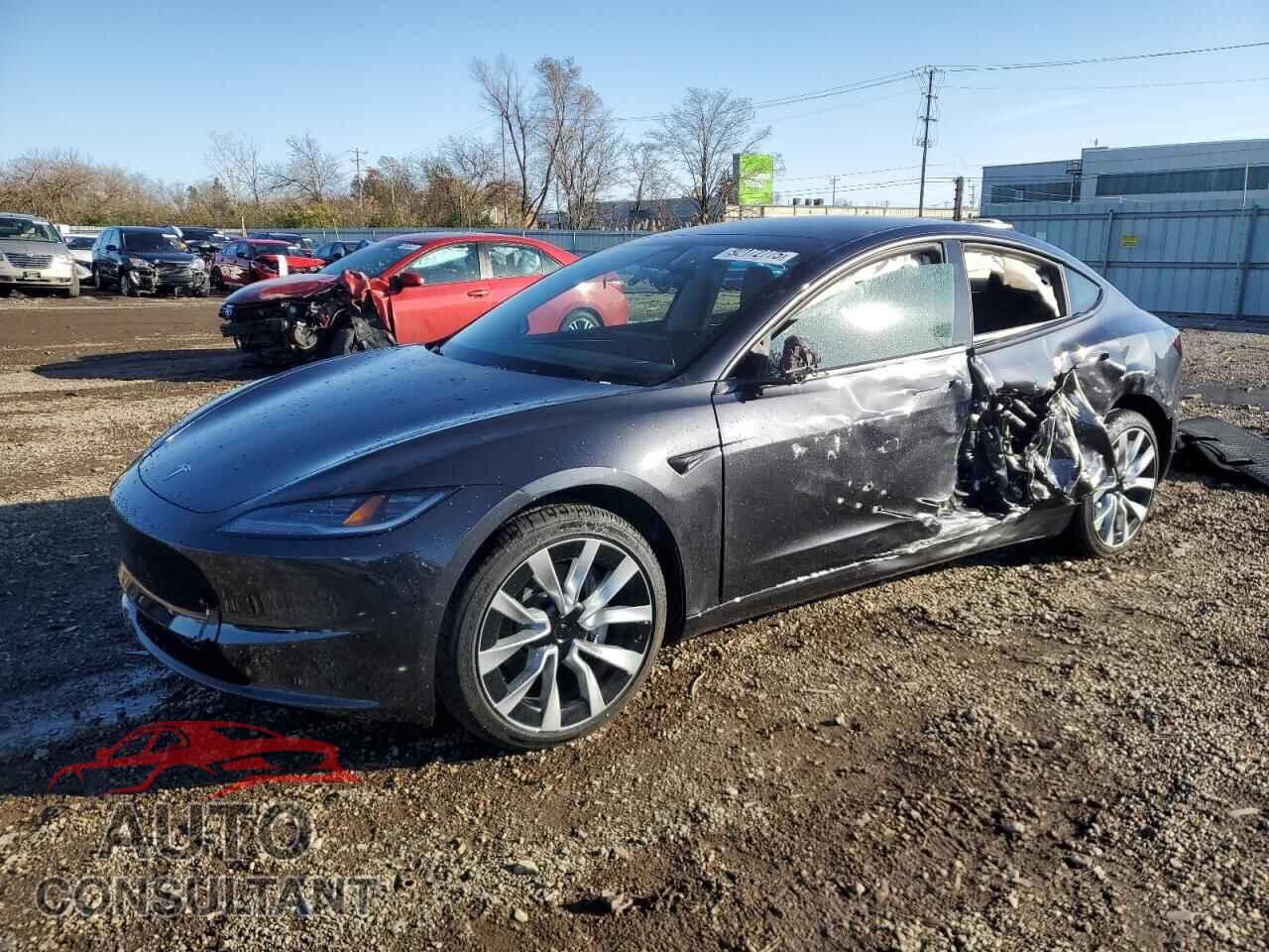TESLA MODEL 3 2025 - 5YJ3E1EB5SF068815