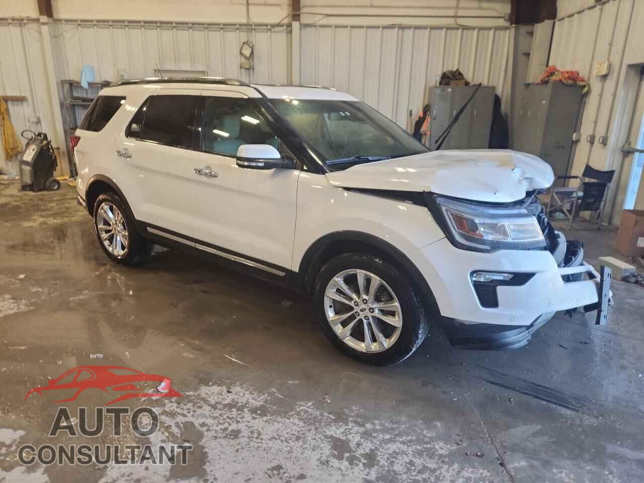 FORD EXPLORER 2018 - 1FM5K8F8XJGB98229