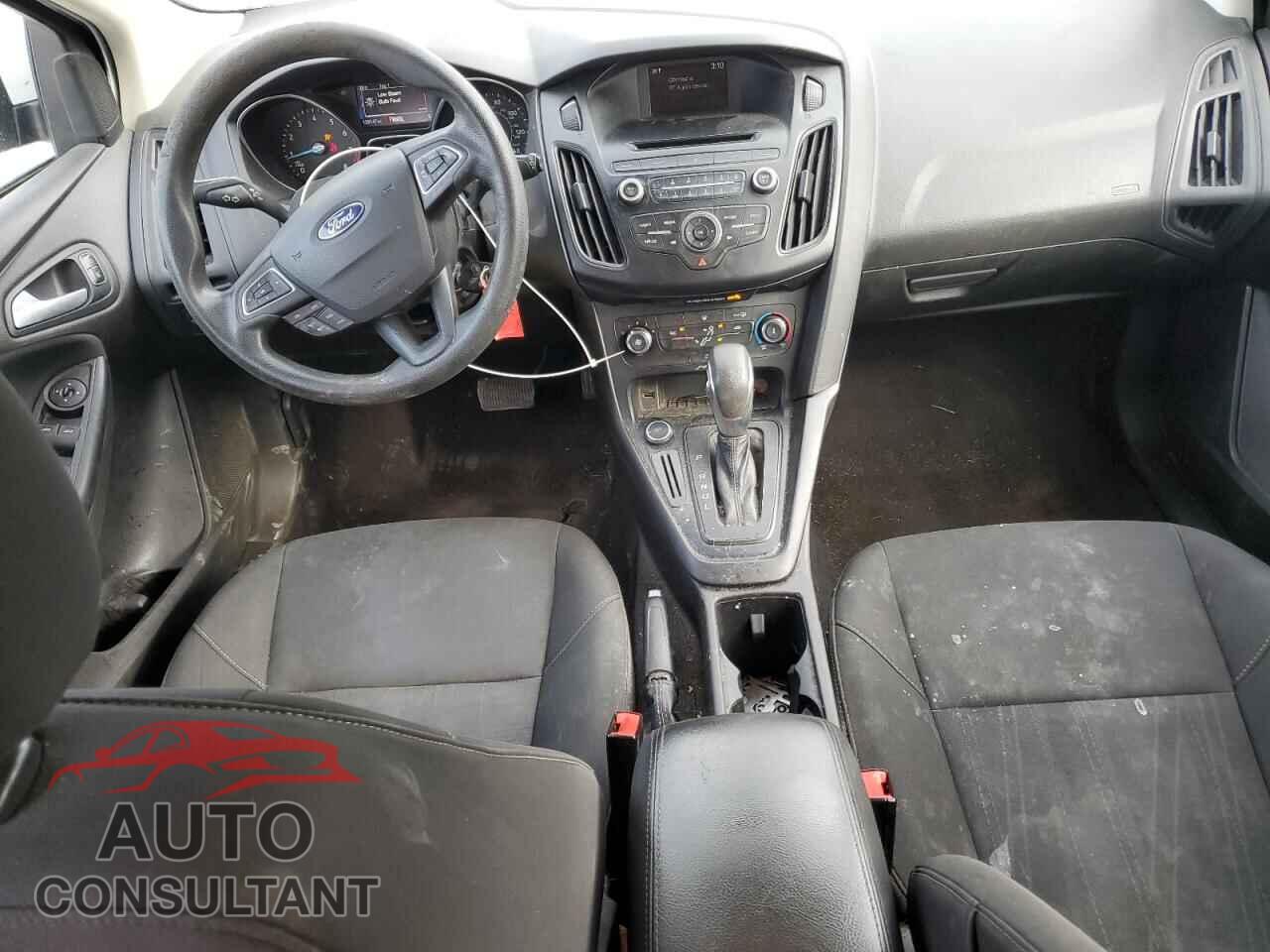 FORD FOCUS 2017 - 1FADP3K20HL264378