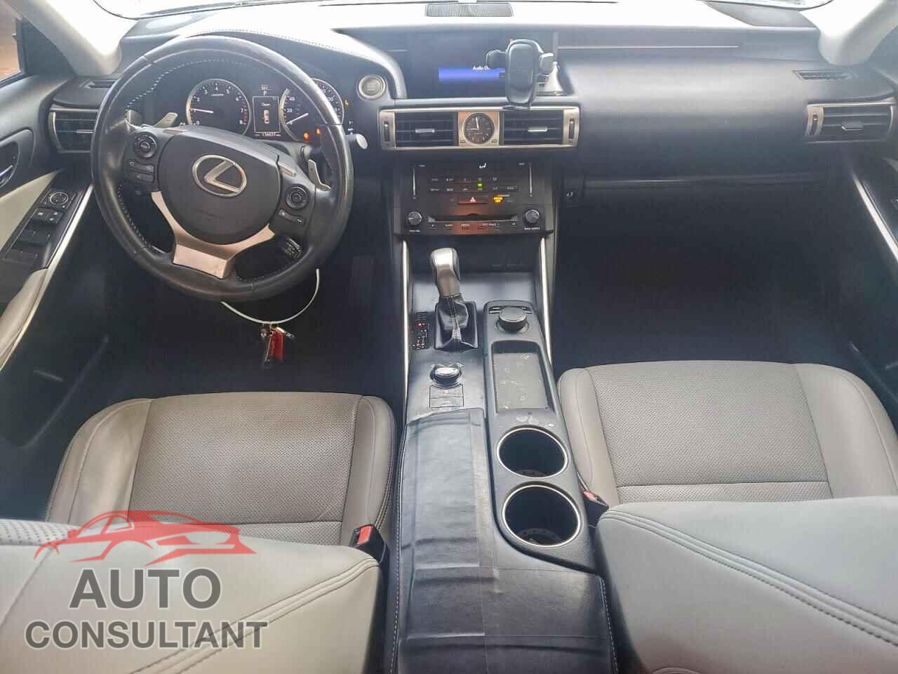 LEXUS IS 2014 - JTHBF1D22E5010711