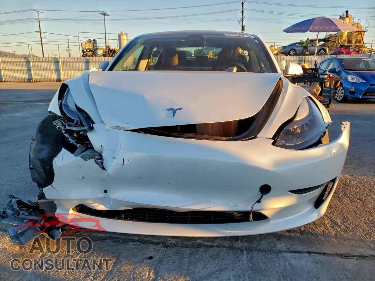 TESLA MODEL 3 2021 - 5YJ3E1EA2MF874136