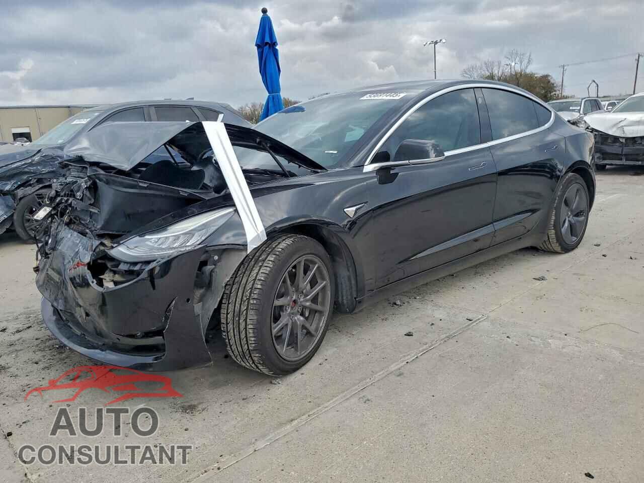 TESLA MODEL 3 2019 - 5YJ3E1EB3KF390675
