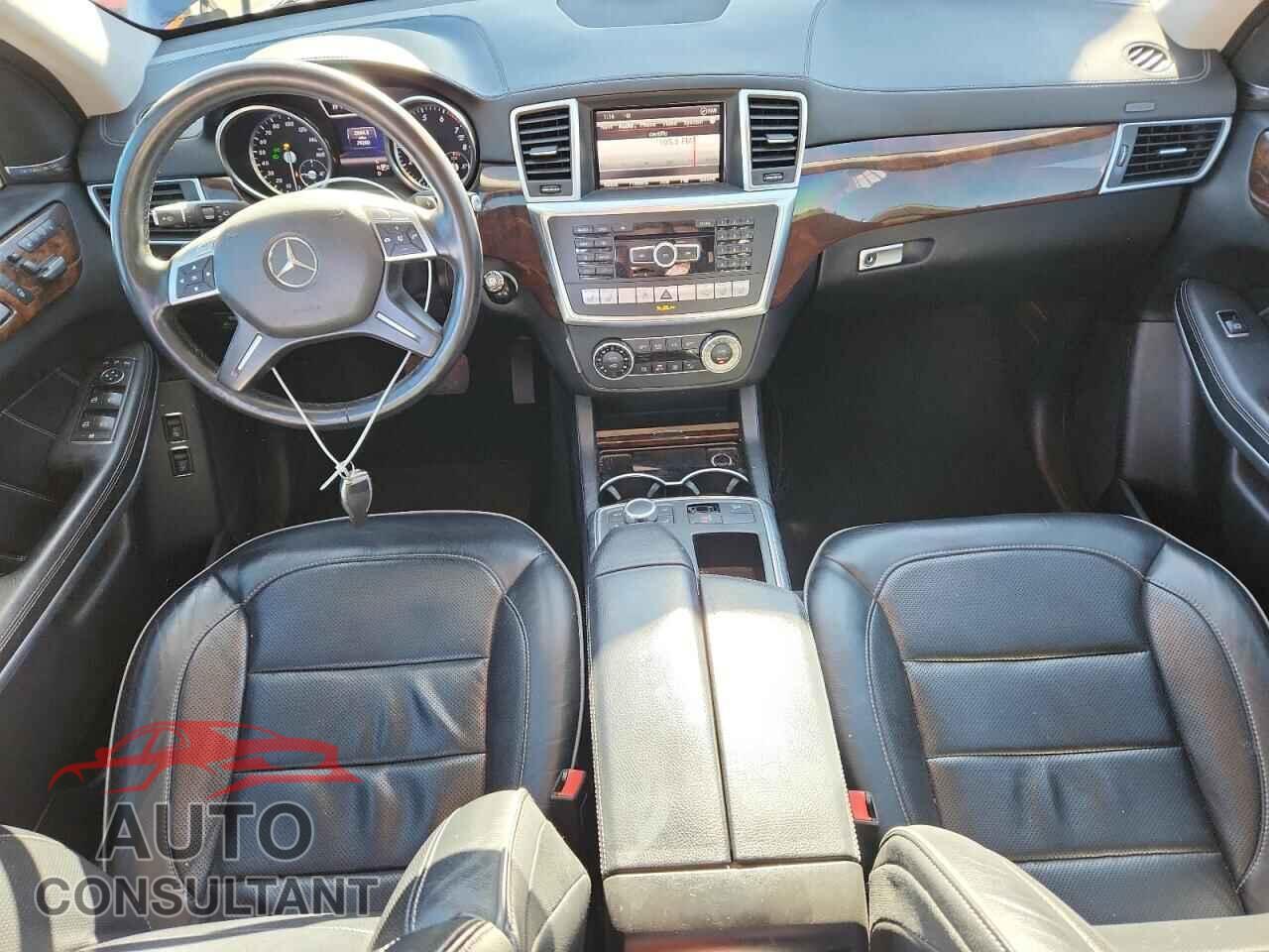 MERCEDES-BENZ GL-CLASS 2013 - 4JGDF7DEXDA180887