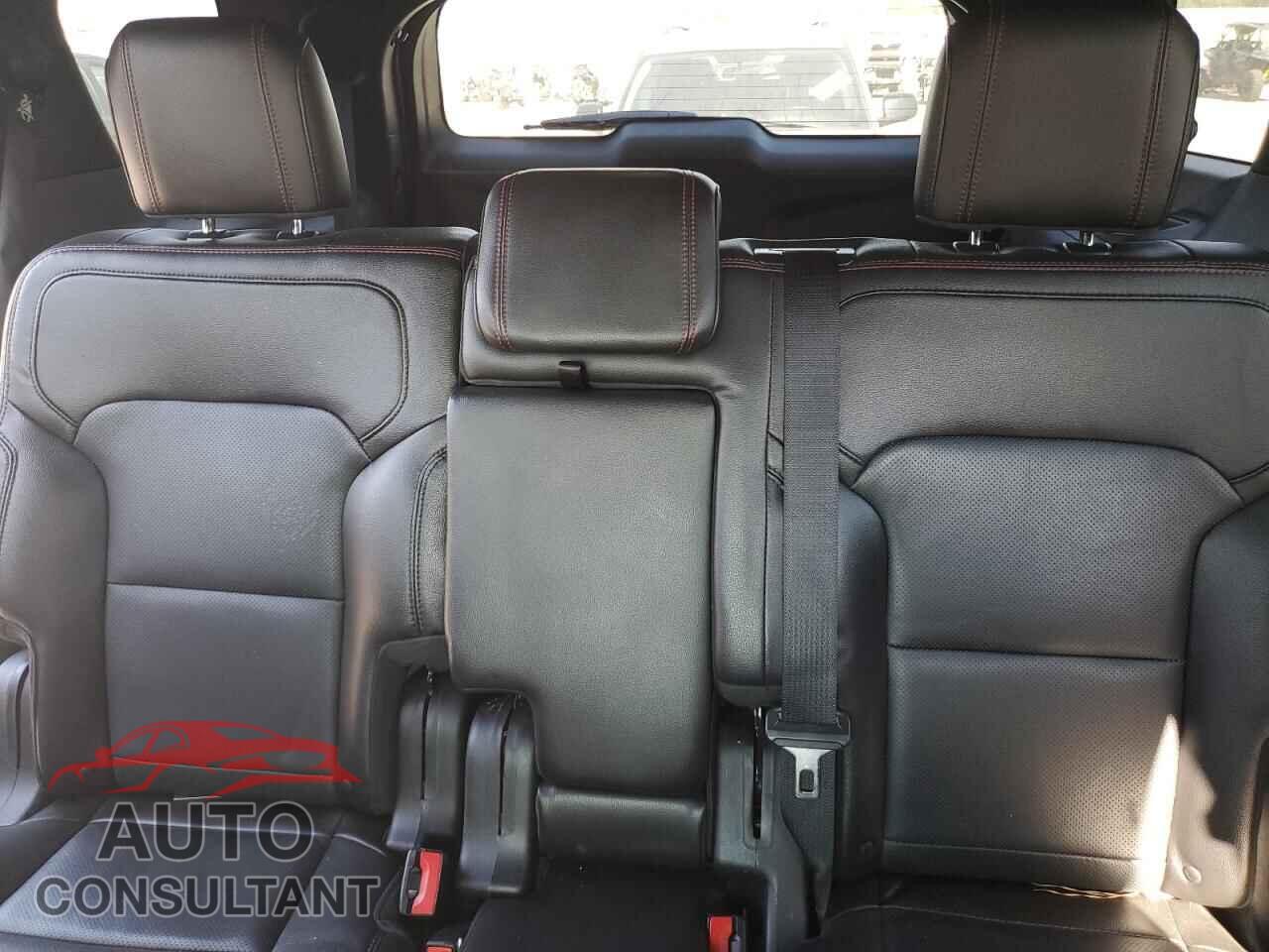 FORD EXPLORER 2018 - 1FM5K8GT6JGB45059