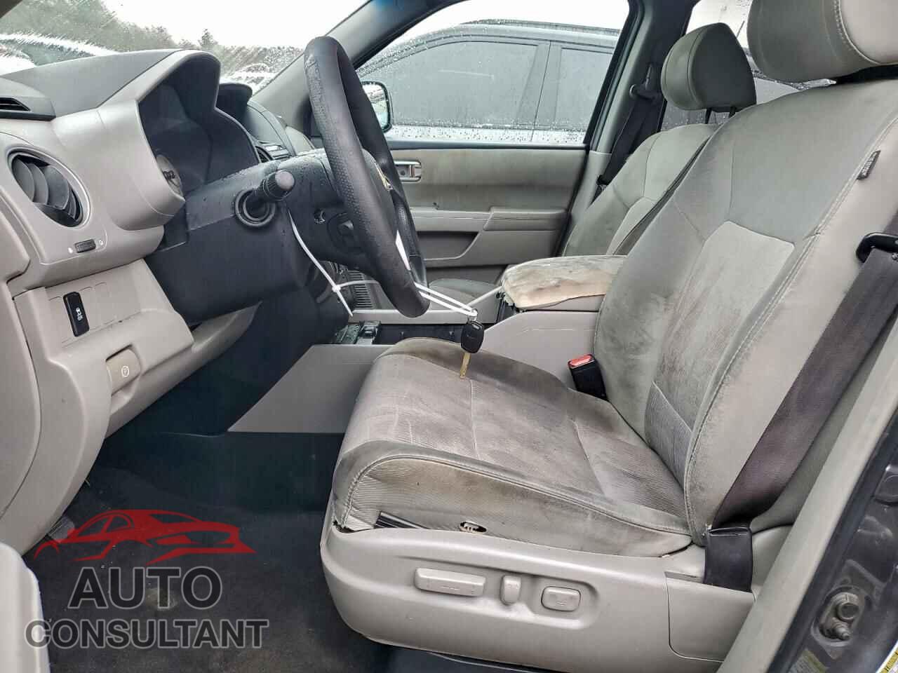 HONDA PILOT 2012 - 5FNYF4H49CB036307