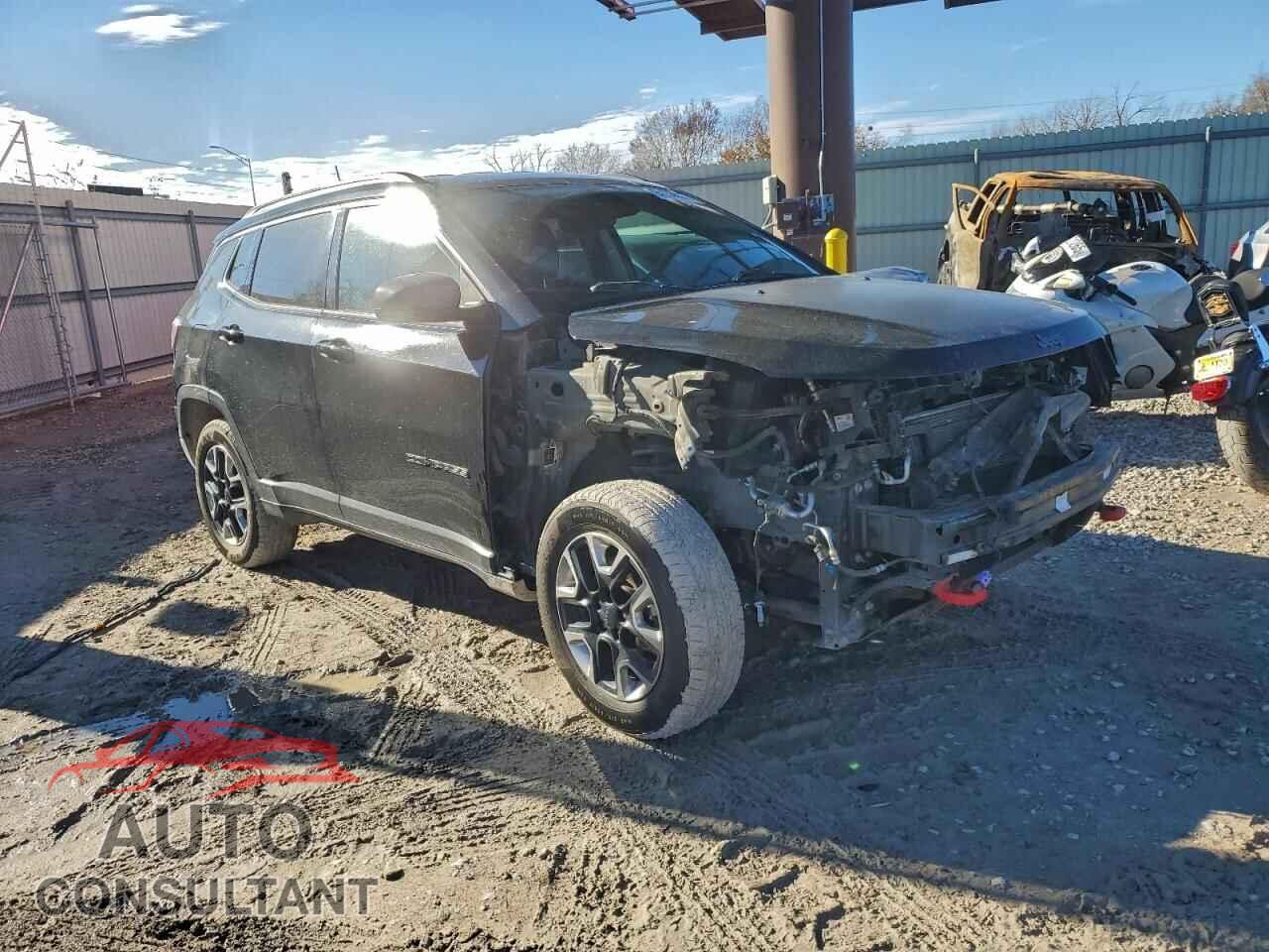 JEEP COMPASS 2017 - 3C4NJDDB3HT666001