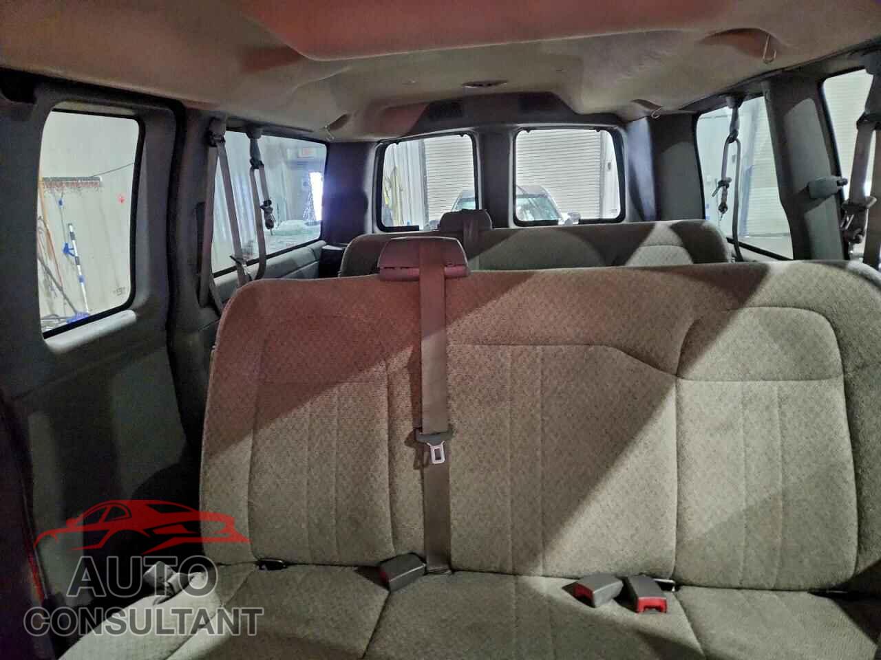 CHEVROLET EXPRESS 2012 - 1GNSGBF49C1198996