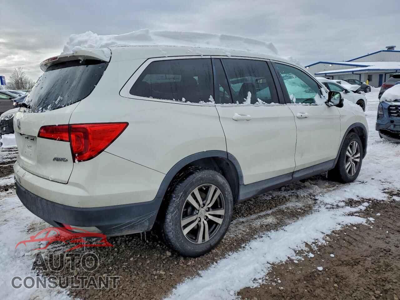 HONDA PILOT 2017 - 5FNYF6H50HB026356