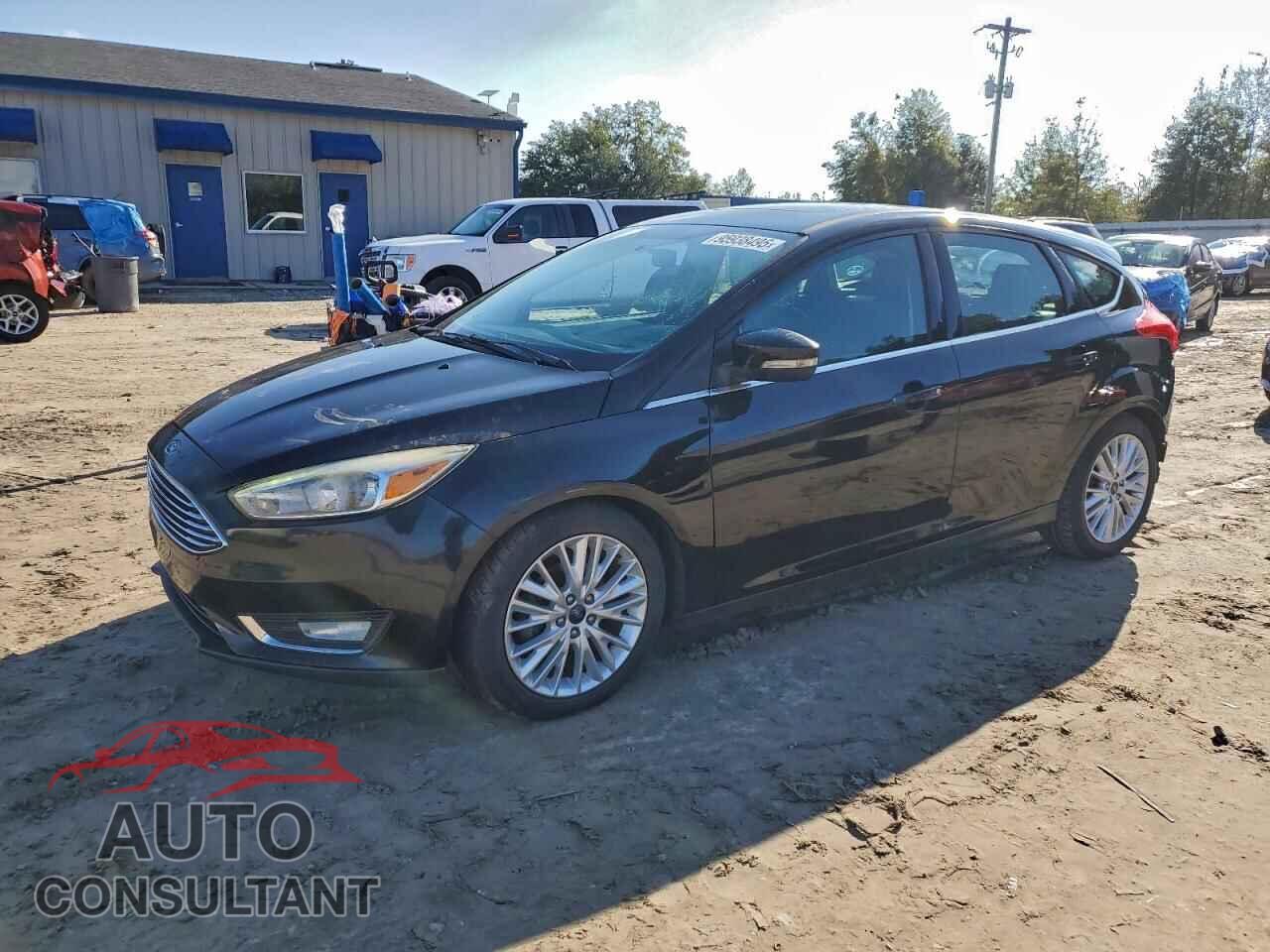 FORD FOCUS 2016 - 1FADP3N20GL371330